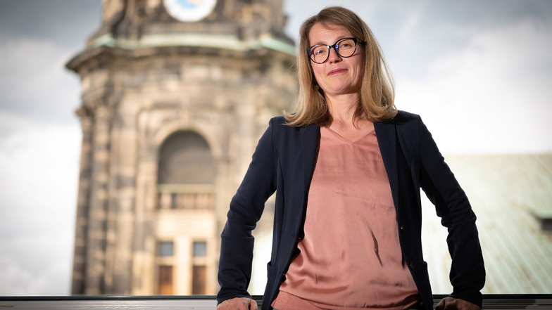 Dresdens Kulturbürgermeisterin Annekatrin Klepsch (Linke) blickt von ihrem Interims-Büro auf die Kreuzkirche.