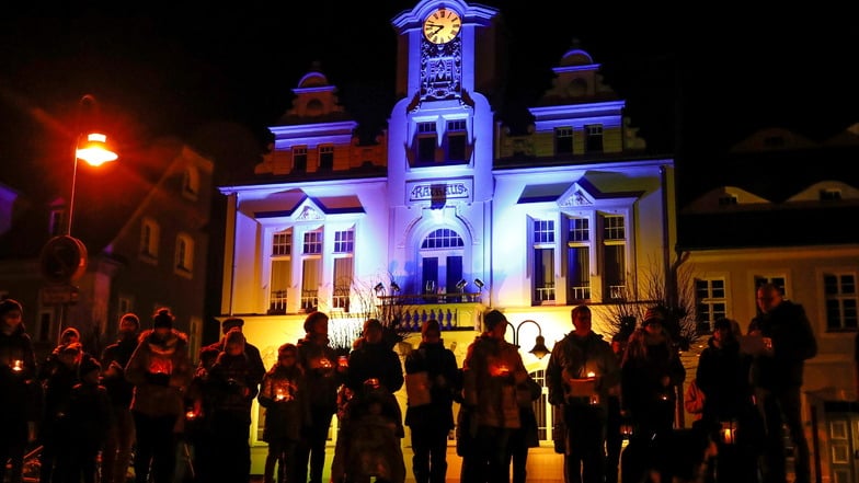 Ostritz entzündet Licht für den Frieden