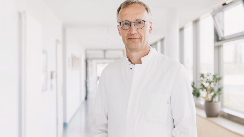 Der neue Chefarzt der Fachabteilung für Allgemeine Innere Medizin, Gastroenterologie und Kardiologie PD Dr. med. habil. Hans Bödeker