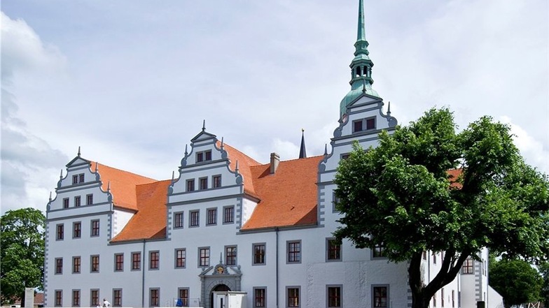 Schloss Doberlug wartet mit einer Reihe von Veranstaltungen auf. Neben Ausstellungen gibt es am 9. und 10. Dezember einen Weihnachtsmarkt.