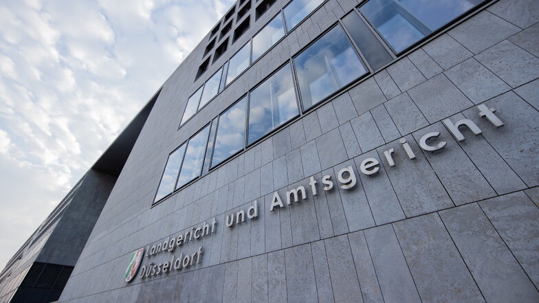 Blick auf das Landgericht und Amtsgericht Düsseldorf.