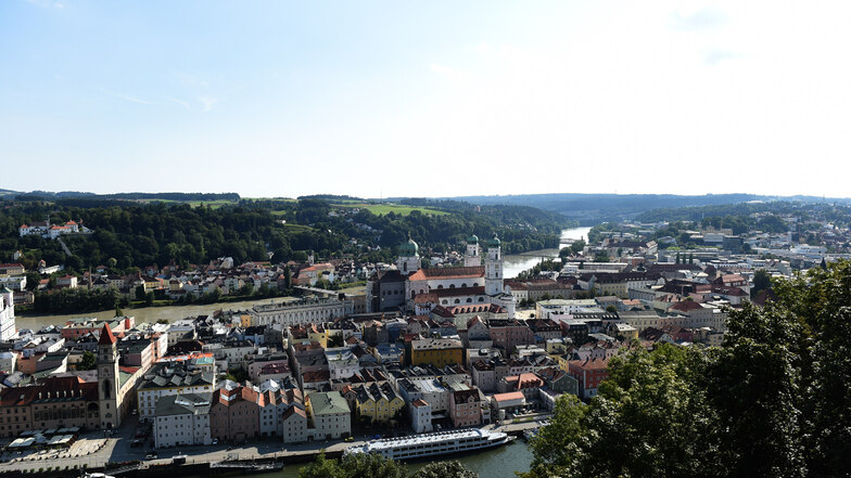 Von Passau aus startete das Kreuzfahrtschiff in Richtung Wien (Archivbild).