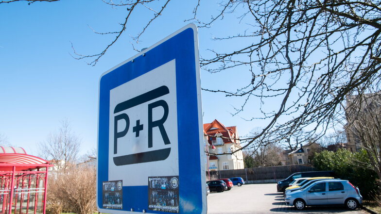 In Ottendorf-Okrilla gibt es seit 15 Jahren einen Park-and-Ride-Platz am Bahnhof. Der wird offenbar gut angenommen.