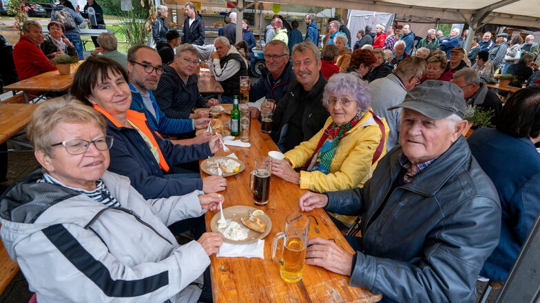 Die Organisatoren des Fischerfestes in Limmritz durften sich über einen großen Zuspruch freuen.