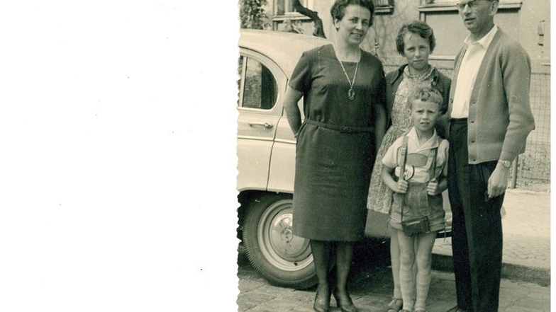 Die Familie: Ilse und Karl Naumann sind hier Anfang der 1960er-Jahre mit ihren Kindern Rosemarie und Matthias zu sehen.