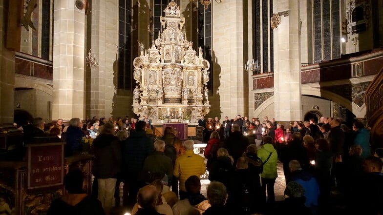 Friedensgebet in St. Marien, hier im März 2024: Für Frieden beten, aber auch für Nächstenliebe und Zusammenhalt.