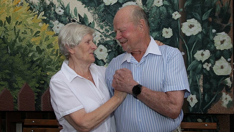 Seit fünf Jahren wohnen Heiderose und Wilfried Günther in Niesky. Am Donnerstag feiern - beide 80-jährig -  ihre diamantene Hochzeit.