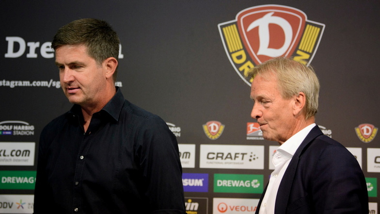 Ein Bild aus vergangenen Tagen: 2020 wird Ralf Becker als neuer Sportgeschäftsführer bei Dynamo Dresden von Aufsichtsratschef Jens Heinig vorgestellt. Nach vier Jahren muss Becker den Verein verlassen.