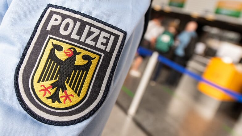 Die Bundespolizei ermittelt wegen eines schadensträchtigen Einbruchs in Zittau.