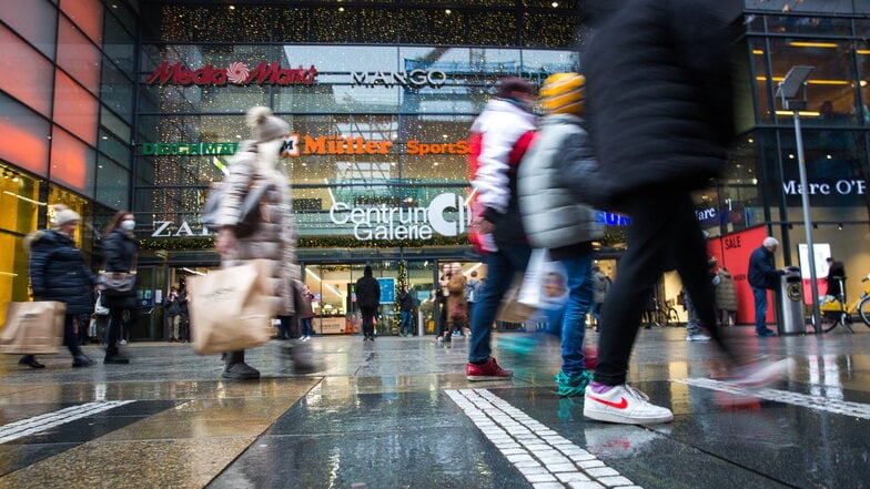 Gemütliches Shopping in der Centrum Galerie auch bei herbstlichem Schmuddelwetter.