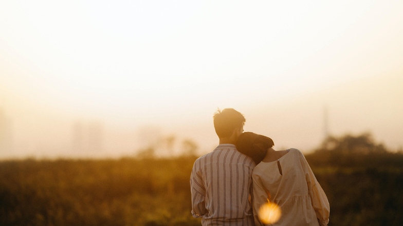 Werde wir in Zukunft mehr zwei bis drei lange Beziehungen oder Ehen haben? Gut möglich, sagt Paarberater Christian Thiel.