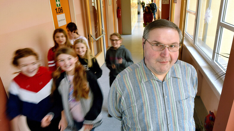 Sozialarbeiter Uwe Radeck war erst in Löbau. Nun arbeitet er an der Andert-Oberschule in Ebersbach.