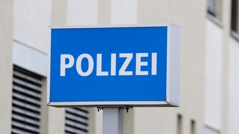 Renault fuhr in Priestewitz aufs Feld: Der Polizeibericht