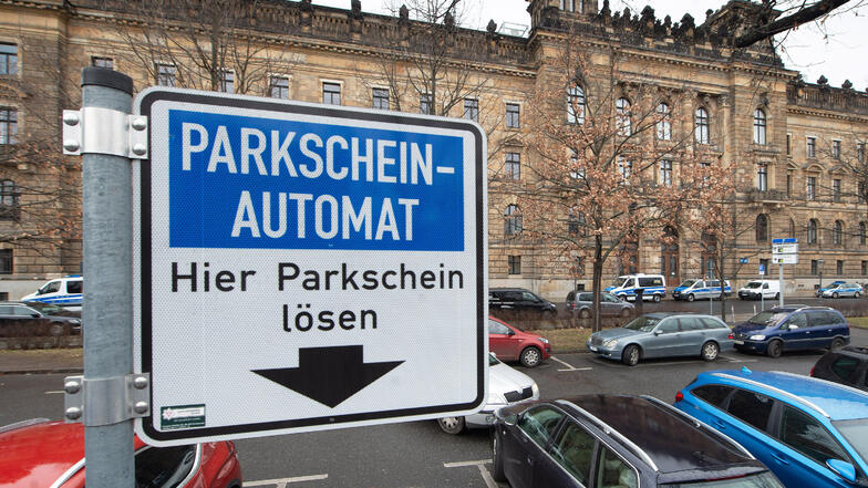 Auch auf dem Parkplatz an der Schießgasse in Dresden sollen die Parkpreise deutlich steigen.