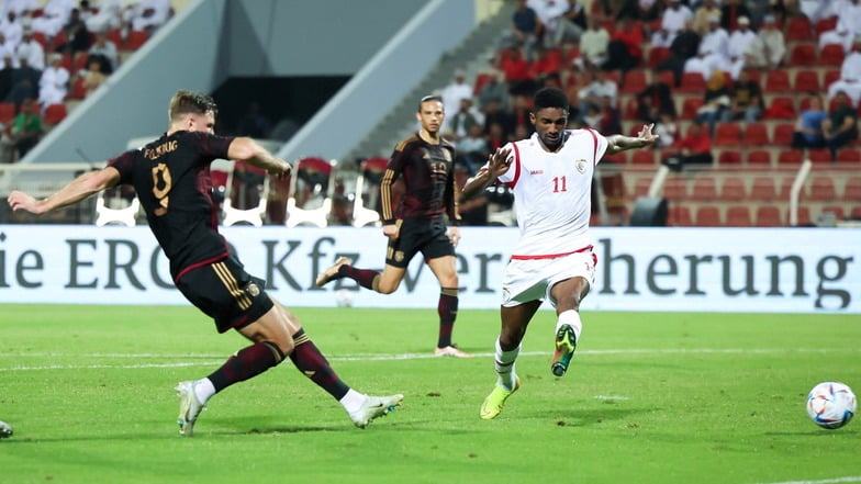 Die Erlösung: Niclas Füllkrug erzielt sein erstes Tor für die Nationalelf - und das einzige im Spiel gegen Oman.