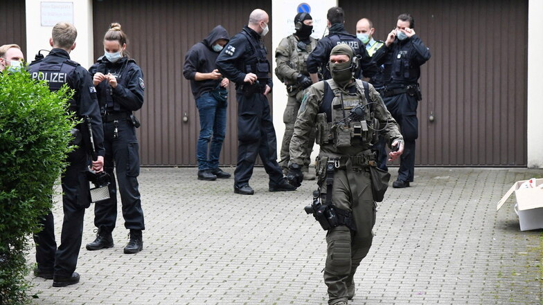 Internationale Ermittler haben nach Angaben von Europol bei einem Einsatz gegen das Organisierte Verbrechen mehr als 800 Verdächtige in über 100 Ländern festgenommen.