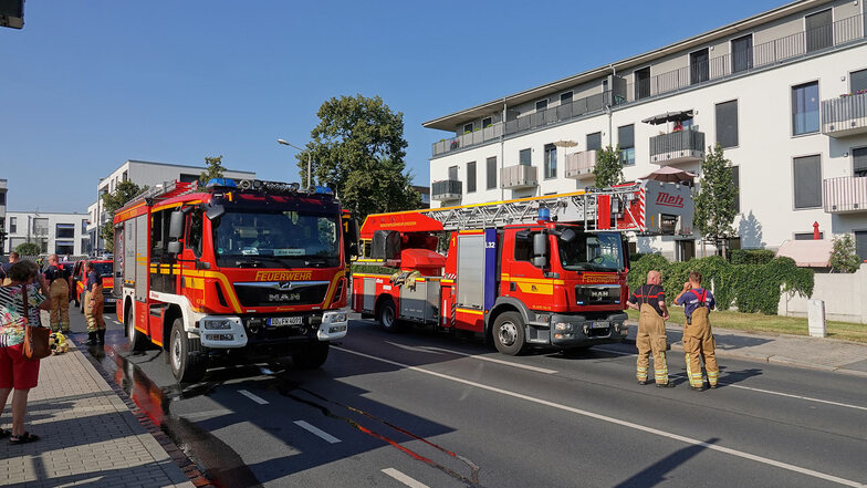 Feuerwehr rettet Hundertjährige aus Pflegeheim in Dresden