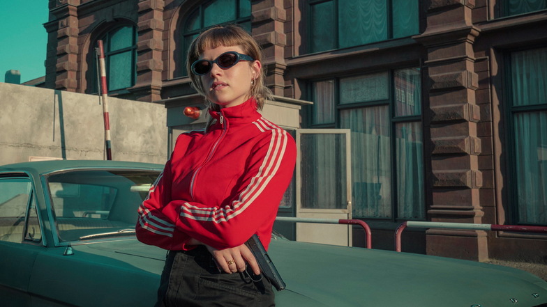 Jella Haase als DDR-Agentin Kleo Straub in der Netflix-Serie "Kleo".