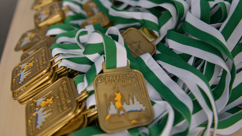 Eine Medaillen bekommt jeder Teilnehmer als Erinnerung. Foto: Cristian Juppe