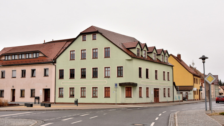 In der Kolpingstraße wartet eine Maisonette-Wohnung (60 qm/330 Euro).