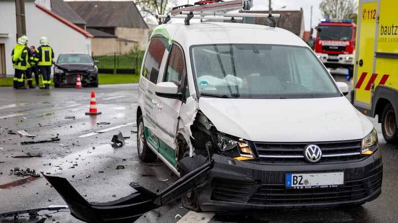 Drei Verletzte nach Unfall zwischen Bautzen und Kamenz
