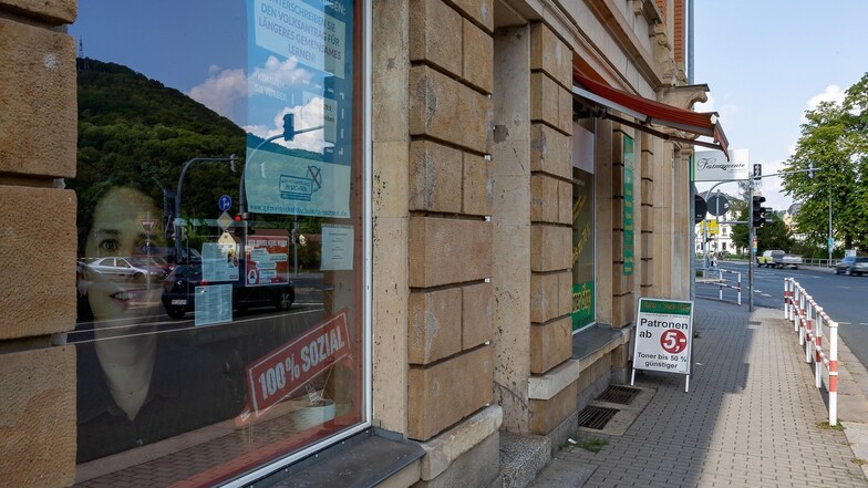 Die Linke betreibt ein Bürgerbüro an der Dresdner Straße in Freital. Der Kreisverband wurde Opfer eines Betrügers.  Foto: Karl Ludwig Oberthür