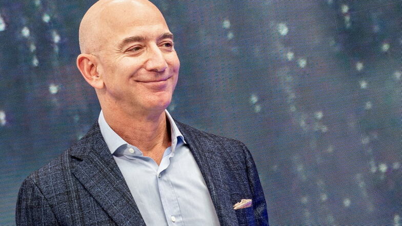 Jeff Bezos ist der Gründer von Amazon.