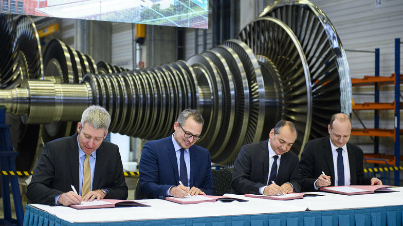 Im Dezember wurden die Absichtserklärungen für den Innovationscampus Lausitz zwischen Forschungs- und Hochschulpartnern, der Stadt Görlitz und Siemens unterzeichnet.