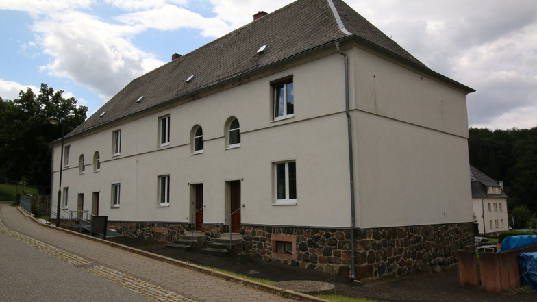 Die Häuser an der Gartenleite 3-6 sind von der Gemeinde Kriebstein verkauft worden.