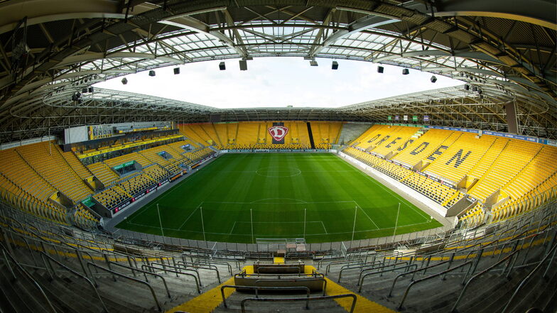 Kein EM-Stadion, dafür ausgesprochen beliebt. Das Rudolf-Harbig-Stadion in Dresden.