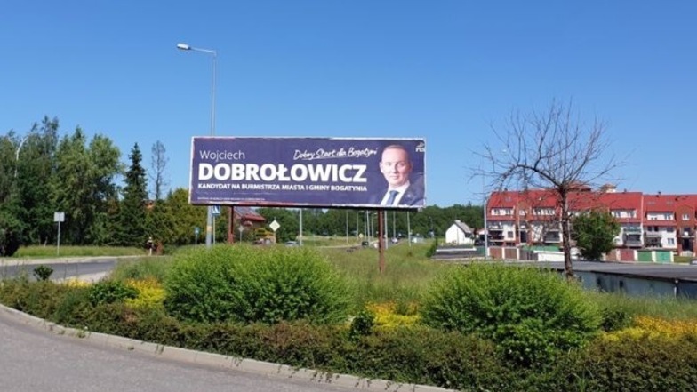 Bei der Wahl hat Wojciech Dobrołowicz 3.884 Stimmen erhalten, sein Gegner Ireneusz Kropidłowski 2.151.