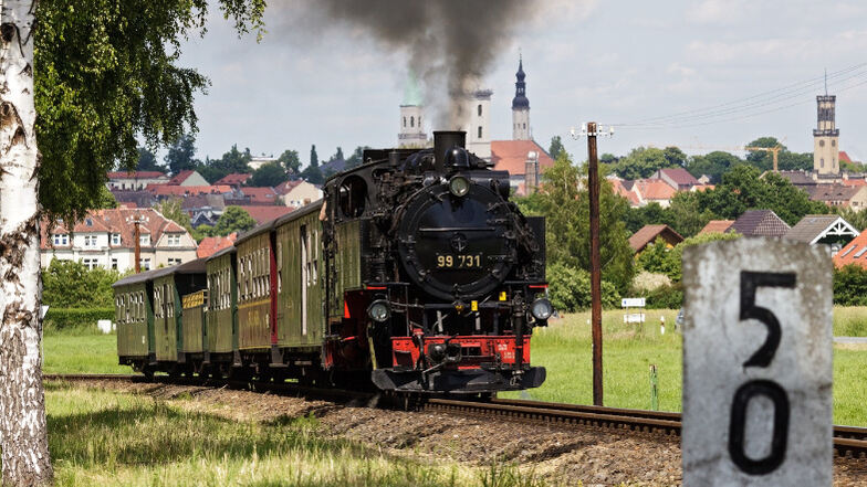 Das 9-Euro-Ticket gilt auch in den Zügen der Zittauer Schmalspurbahn. Pro Person und Tag wird zusätzlich ein Historik Beitrag von 5 € erhoben.