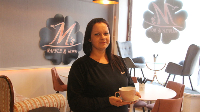 14 Tage vor dem ersten Lockdown im März 2020 startete Maria Winkler mit ihrem Café "Waffle&more" in der Bautzener Seminarstraße in die Selbstständigkeit. Die Schließung sei ein Schlag gewesen, sagt sie heute. Aber: Trotz Corona seien die Umsätze gut - die