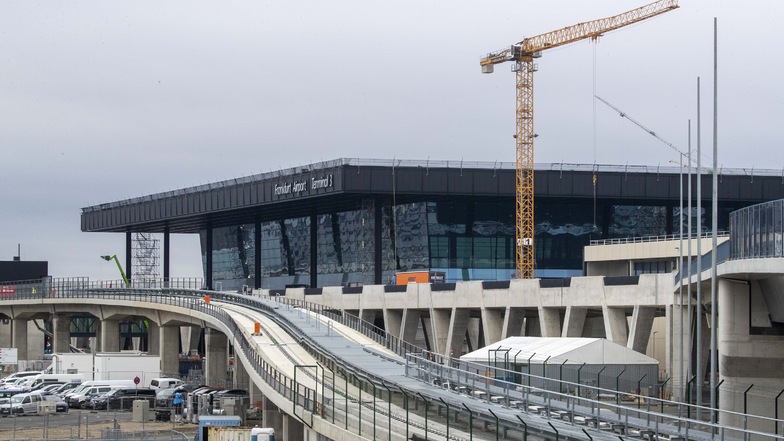 Bombe am Flughafen Frankfurt erfolgreich gesprengt