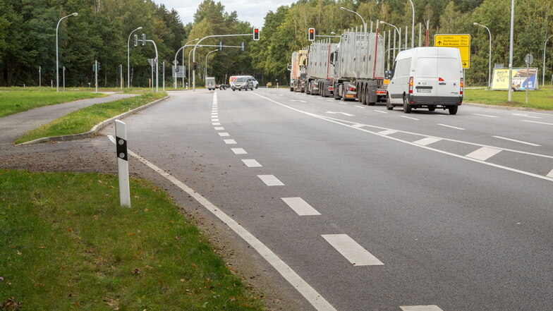 Über die Jänkendorfer Kreuzung nahe Niesky führt die Umleitung, wenn der Tunnel Königshainer Berge gesperrt ist.