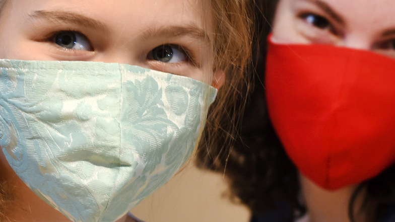 Wichtig: Mundschutzmasken für Kinder in den Schulen.