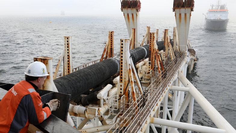 Das Verlegeschiff „Audacia“ des Offshore-Dienstleisters Allseas verlegt in der Ostsee vor der Insel Rügen Rohre für die Gaspipeline Nord Stream 2. Die US-Sanktionen richten sich gegen die an dem Projekt beteiligten Unternehmen.