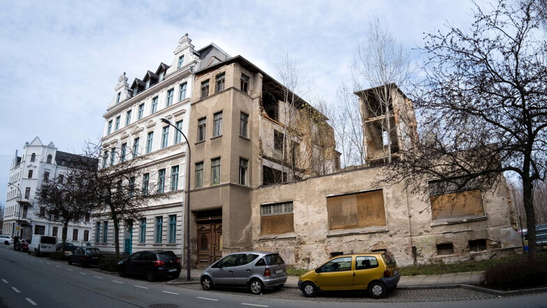 Die Ruine auf der Rauschwalder Straße 53 in Görlitz steht schon wieder zum Verkauf. Diesmal soll sie 123.456 Euro bringen.