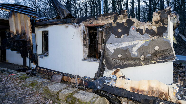 So zeigte sich der Jugendclub in Göda nach dem Brand in der Nacht zum 28. Januar 2024. Nun soll die Ruine abgerissen werden - als Vorbereitung für den Wiederaufbau.