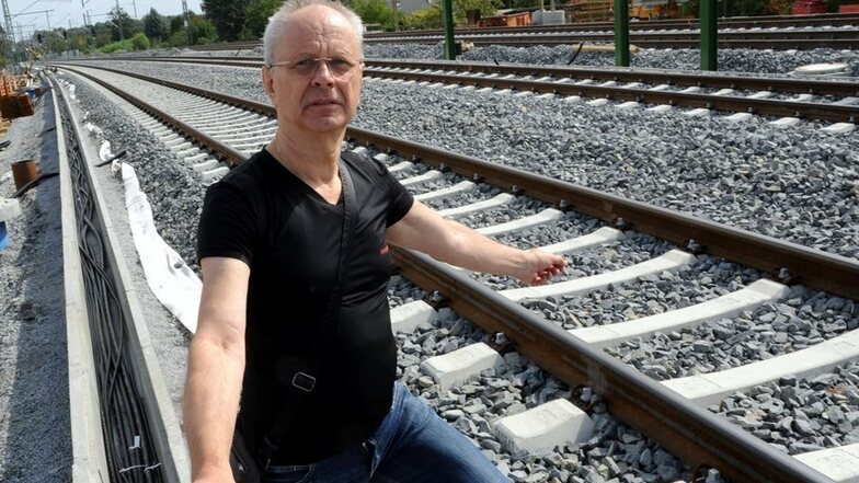 Hans-Jürgen Berg arbeitete 40 Jahre bei der Bahn. Mit der neuen Strecke kann er sich nicht anfreunden.