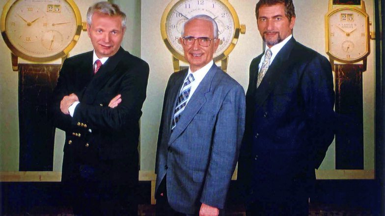 Die drei Macher der Lange Uhren GmbH: Hartmut Knothe, Walter Lange und Günter Blümlein (von links) bei der Uhrenvorstellung in Dresden.