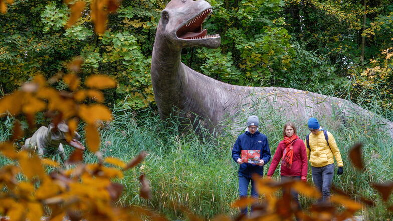 Herbst im Bautzener Saurierpark: Noch für etwa vier Wochen ist der Park in Kleinwelka geöffnet.