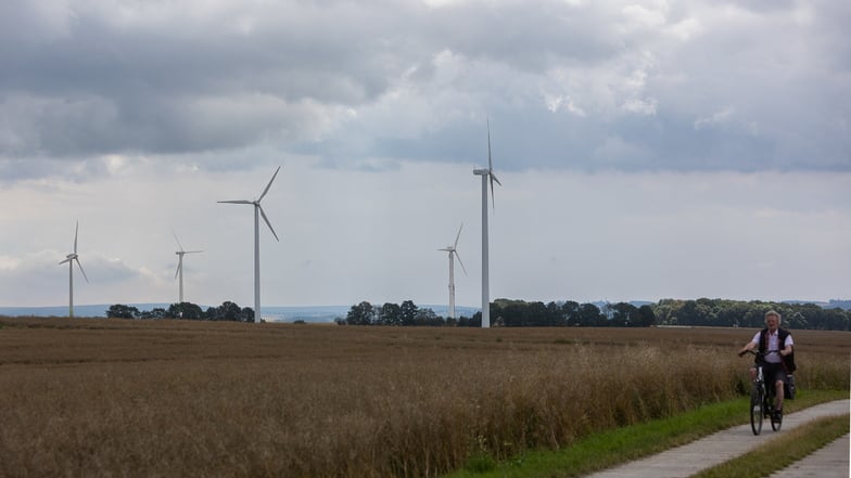 Die Windanlagen östlich vom Klingenberger Ortsteil Colmnitz sollen durch neue ersetzt werden. Die Diskussion darüber hat begonnen.