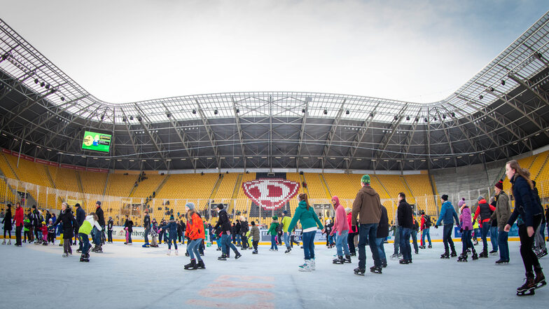 Das Stadion wird Anfang Januar wieder zur Eis-Arena.
