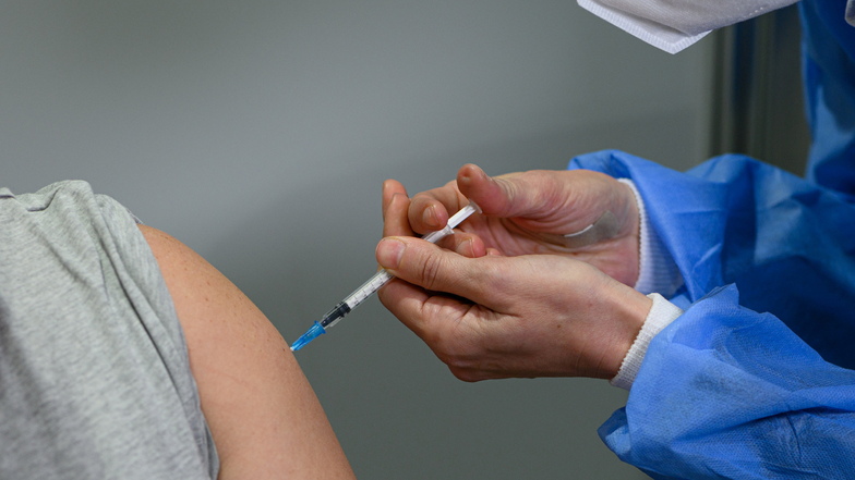 Sachsens Ärzte verzeichnen kaum Nachfrage nach neuer Corona-Auffrischimpfung