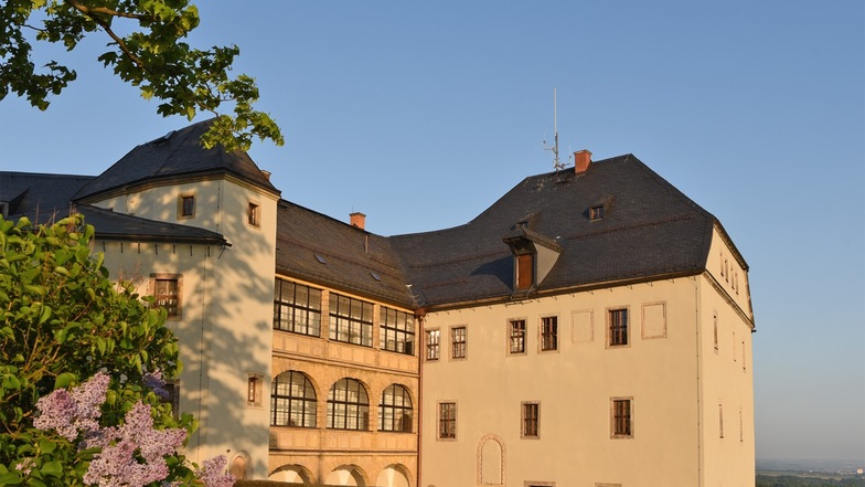 August Röckel, Otto Heubner und Michail Bakunin waren im 2. Obergeschoss der Georgenburg untergebracht.