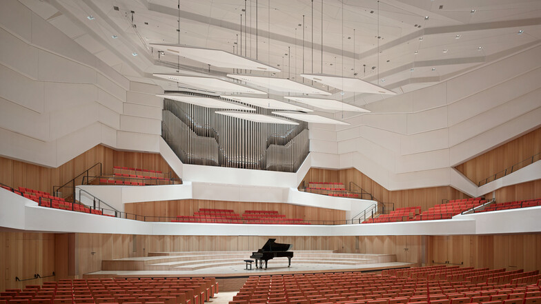 Auch die Orgel im Dresdner Kulturpalast wurde im Jahr 2017 durch das Unternehmen erbaut.