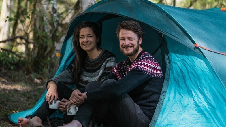 Es geht auch ohne Wohnmobil: Patrick Pirl und Anne-Sophie Hußler verhelfen zum Gratis Zelten in fremden Gärten.