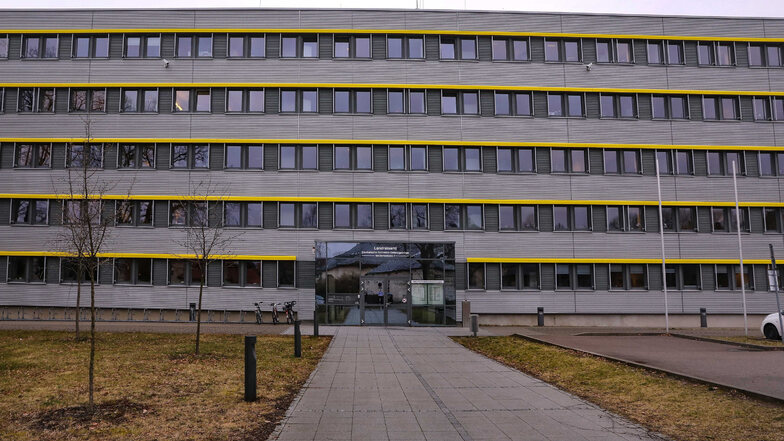 Die  Außenstelle des Landratsamtes in Dippoldiswalde befindet sich an der Weißeritzstraße.