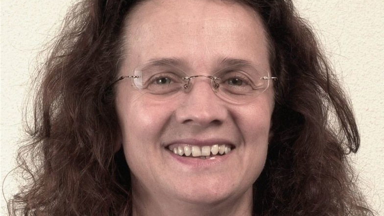 Cornelia Falken ist bildungspolitische Sprecherin der Linksfraktion im Landtag, GEW-Mitglied im Bezirk Leipzig und ausgebildete Lehrerin.